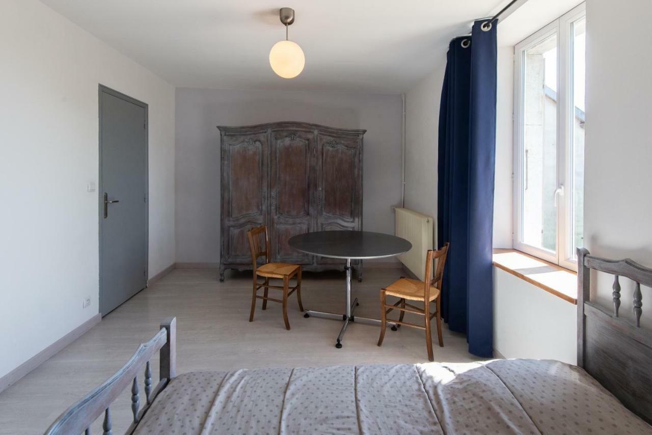 La Janiat Ferienhaus Montigny-sur-l'Ain